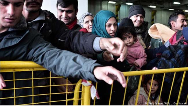 یونان آلمان و ترکیه را به گفتگو درباره آوارگان فراخوانده است 
